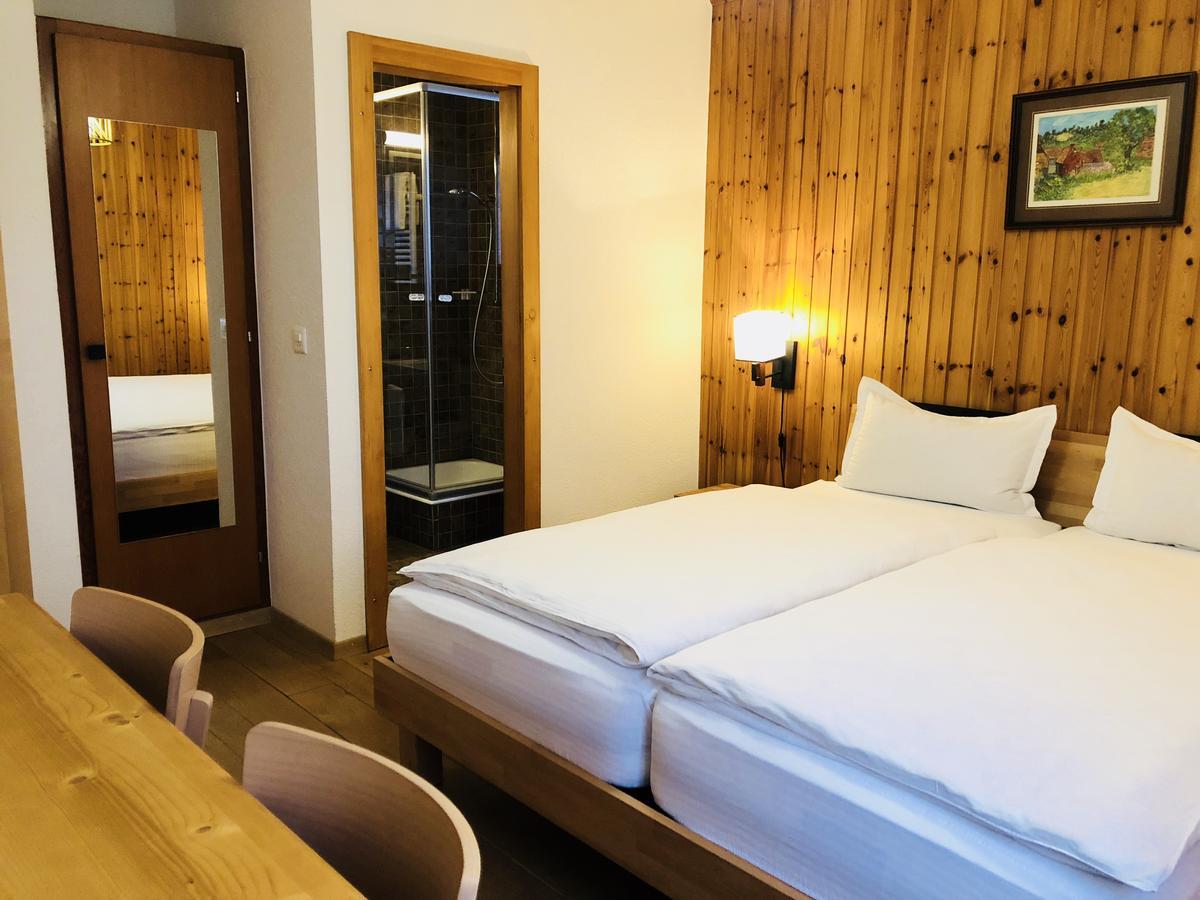 Qi-Lin Hotel Restaurant Ayer Ngoại thất bức ảnh