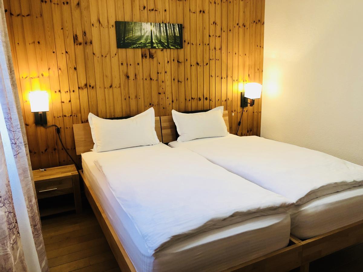 Qi-Lin Hotel Restaurant Ayer Ngoại thất bức ảnh
