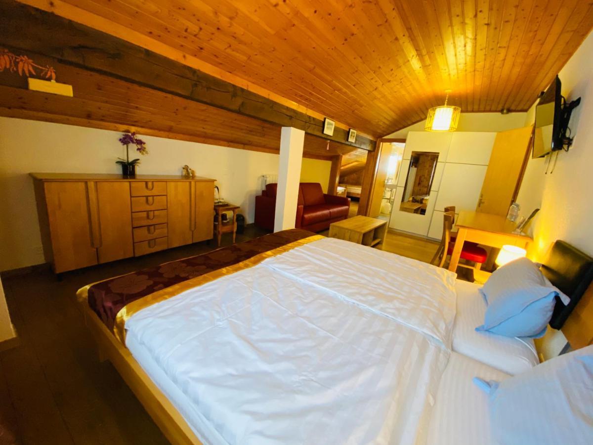Qi-Lin Hotel Restaurant Ayer Ngoại thất bức ảnh