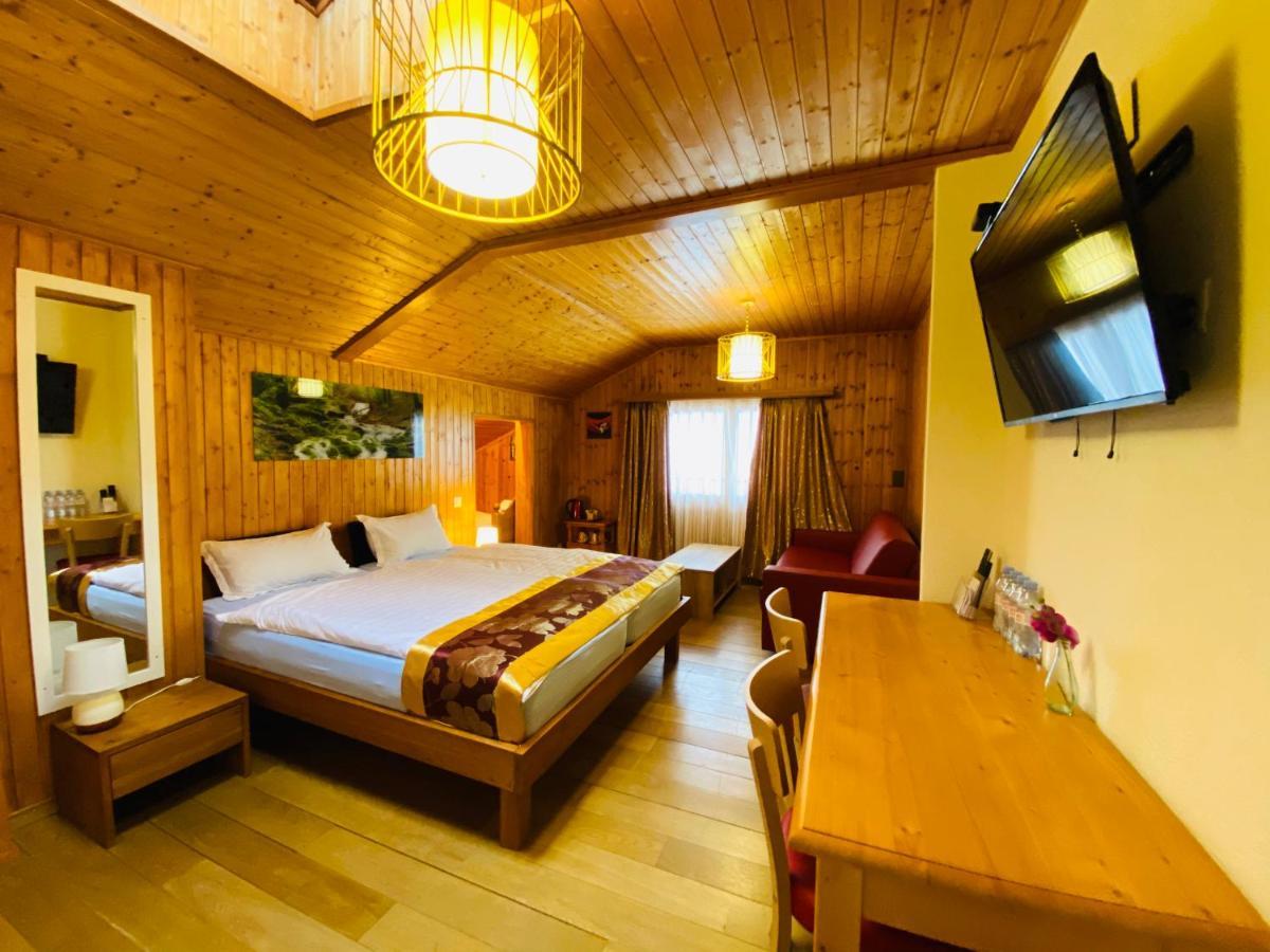 Qi-Lin Hotel Restaurant Ayer Ngoại thất bức ảnh